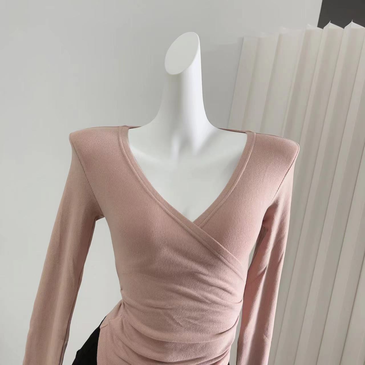 Women's White Cross V-Neck Long Sleeve Knit Top Irregular Slim Cropped Base Layer - Image 3